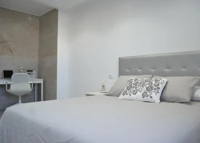 Olivia Apartment Candelaria